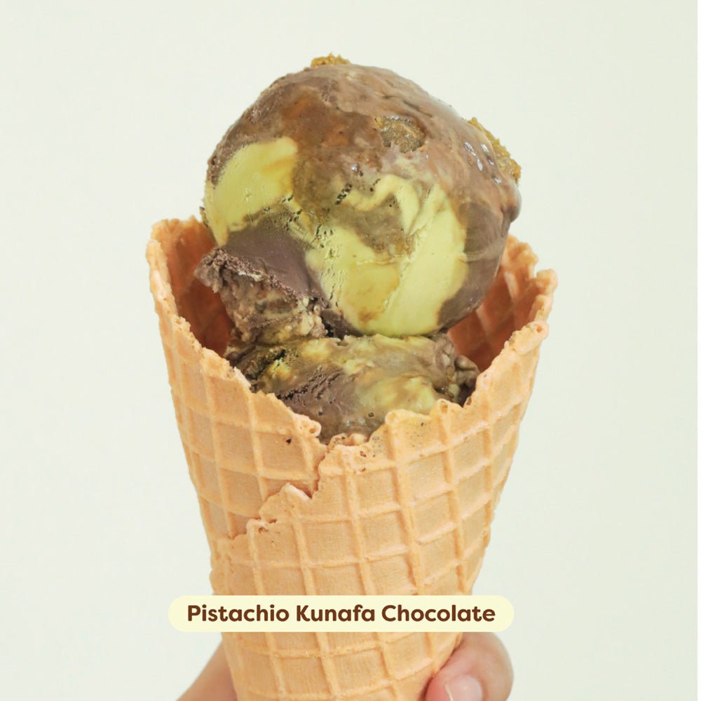 Pistachio Kunafa Chocolate (473ml)